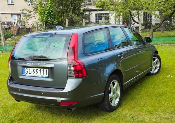 Volvo V50 cena 21999 przebieg: 299121, rok produkcji 2012 z Sosnowiec małe 106